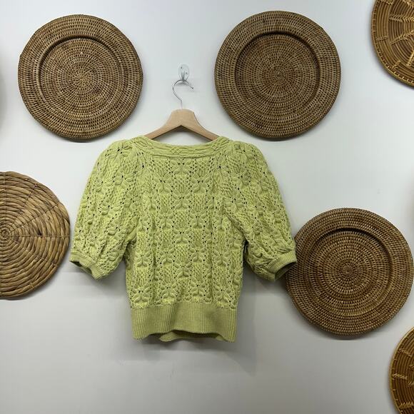 ASTR Puff Sleeve Cropped Sweater Medium Knit V-Neck Feminine Lime Green V-Neck - Picture 3 of 7